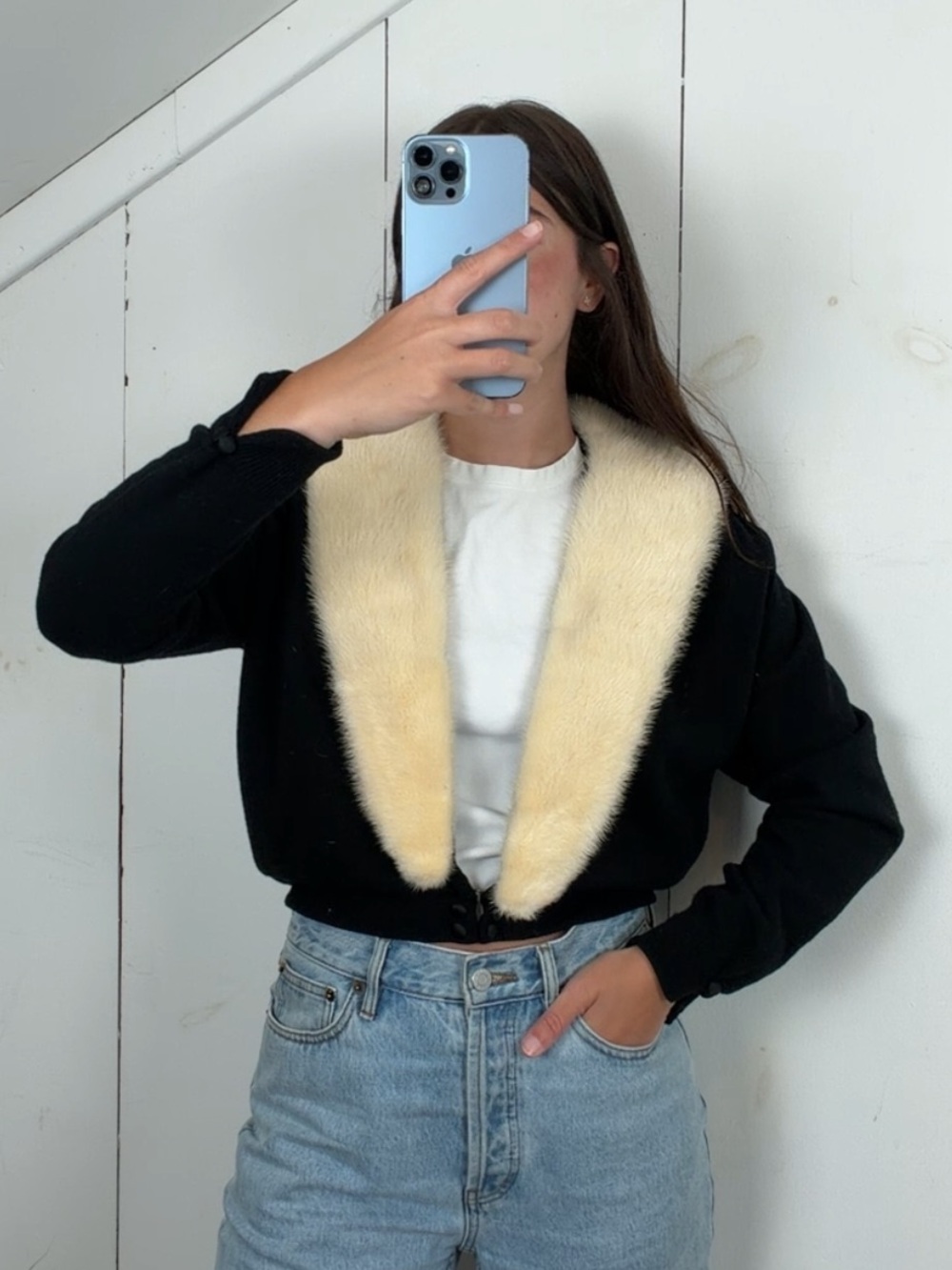 Vintage Black Cashmere Cropped Cardigan Sweater Women’s‎ Small Mink Fur Collar
